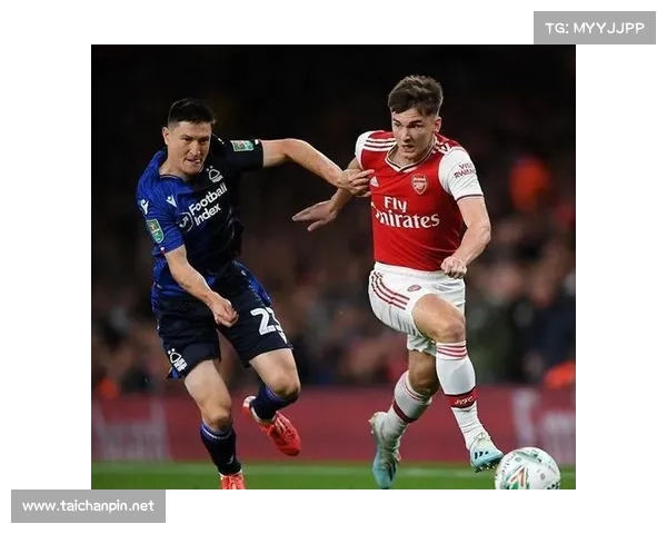 大卫路易斯落选对球队防线稳定性及战术布局的深远影响分析