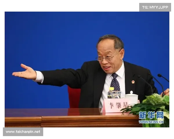 如何在会议中从容应对被质疑的情况并有效化解压力